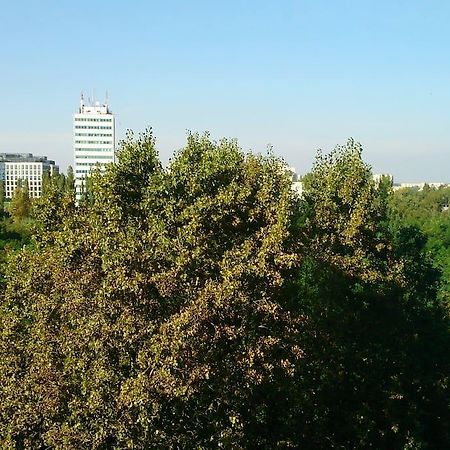 1 Bedroom Francuska Park Apartment Катовіце Екстер'єр фото